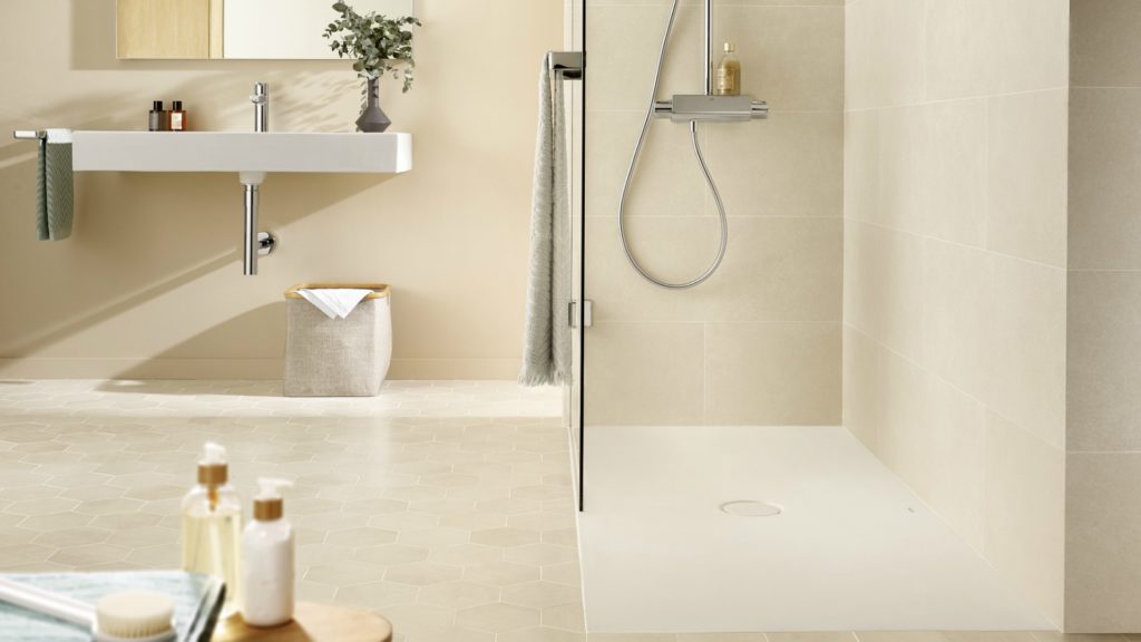 SHOWER TRAYS: Take the floor 1