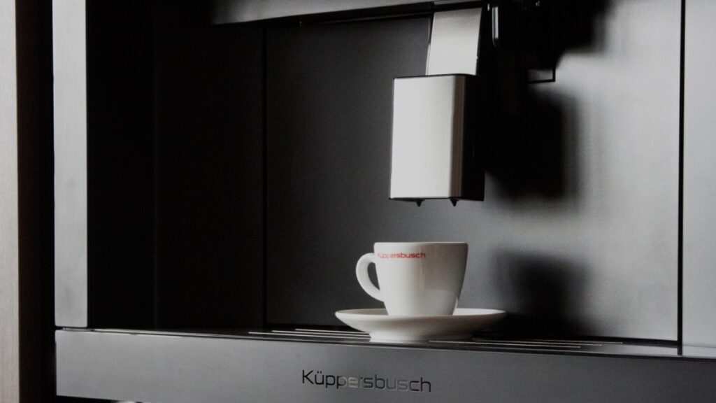 Küppersbusch | K-Series.8 compact coffee machine