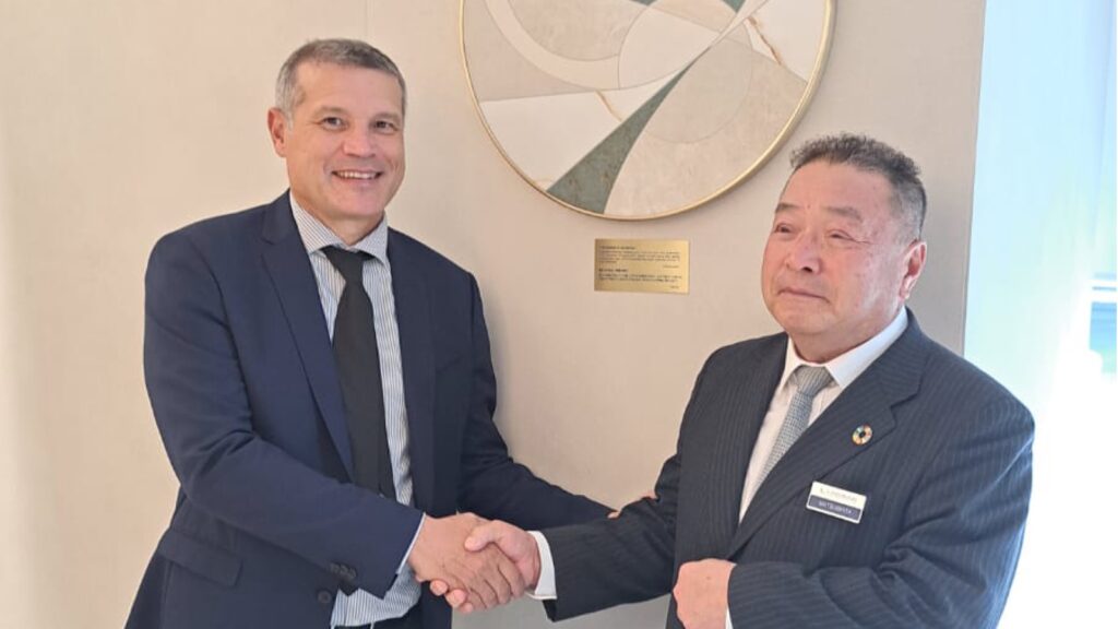 Laminam acquires major share in Laminam Japan