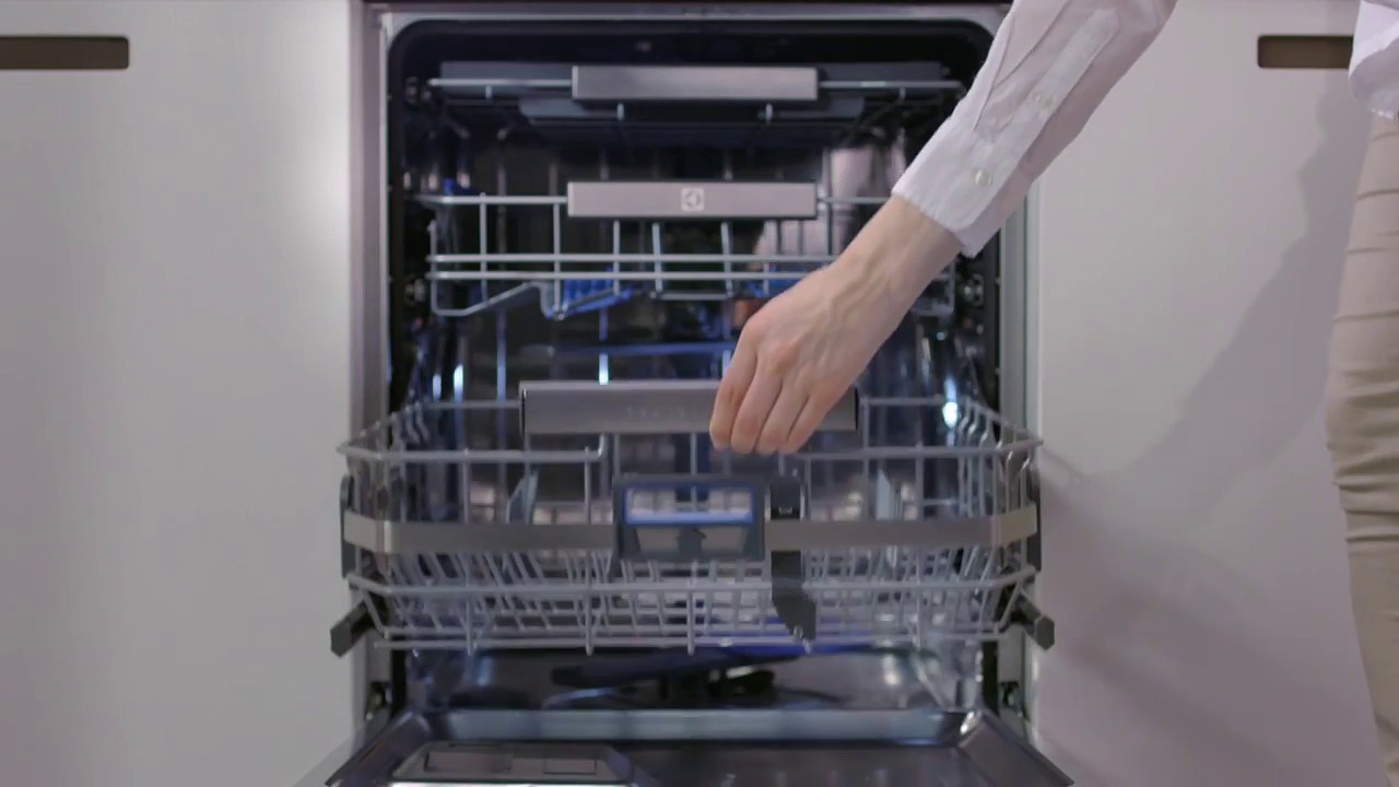 AEG introduces ComfortLift dishwasher - Kitchens and Bathrooms News